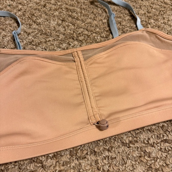 FABLETICS Desert and Blue Stone Size L Makayla Low Impact Sports Bra Casualwear - Picture 3 of 8